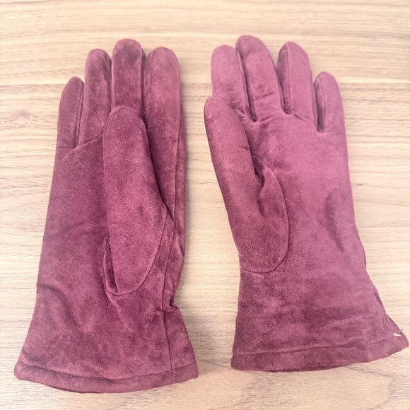 Vintage Isotoner Purple Suede And Lined Gloves - Picture 4 of 6